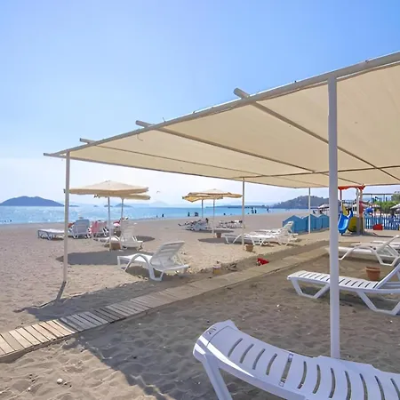 Sunset Club 3 Bedroom Apartament *