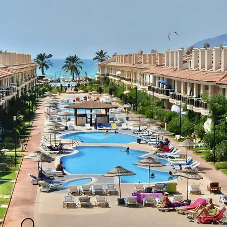 Sunset Club 3 Bedroom Apartament